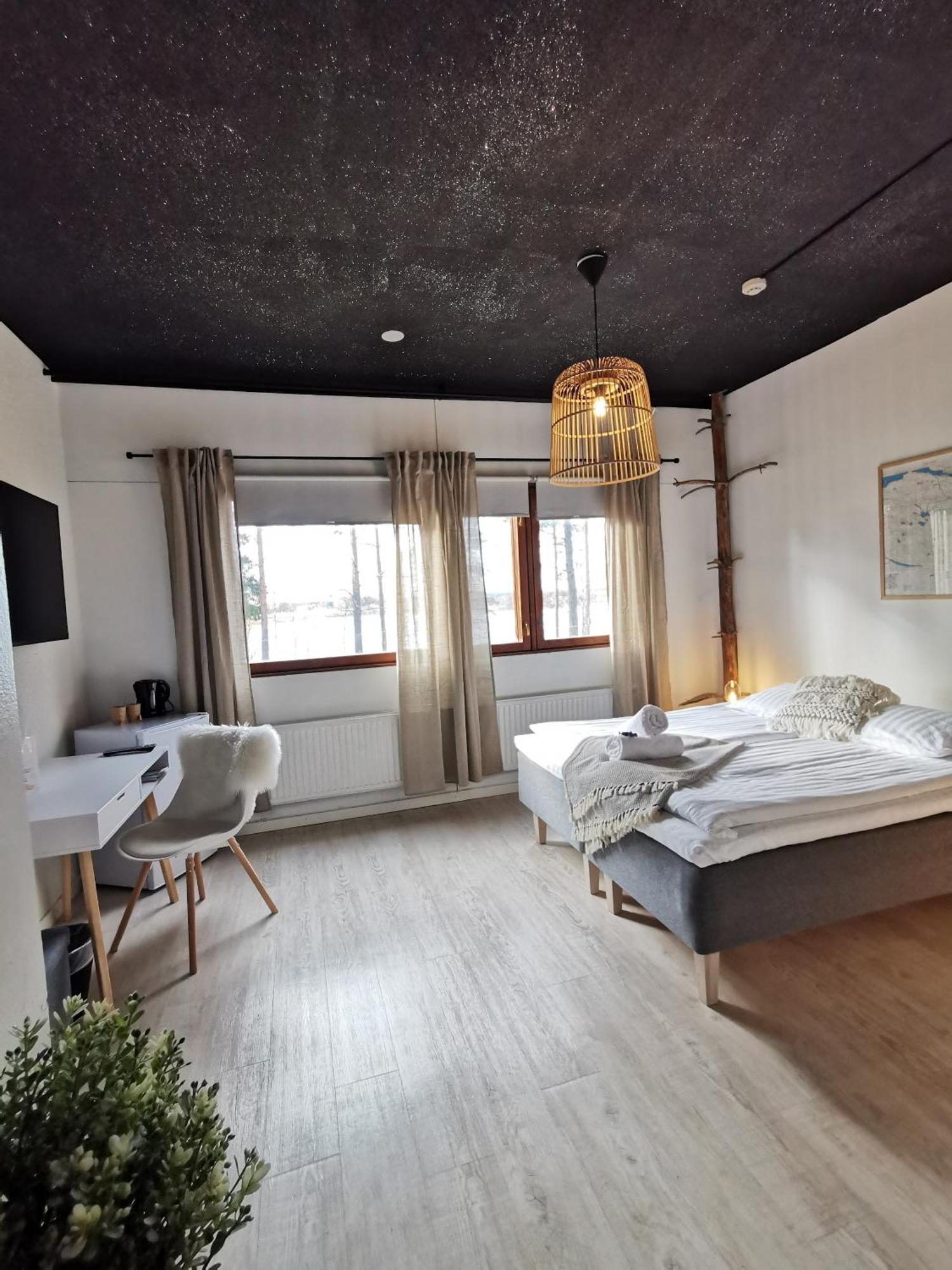 Goiglo Hotel & Hostel クーサモ エクステリア 写真
